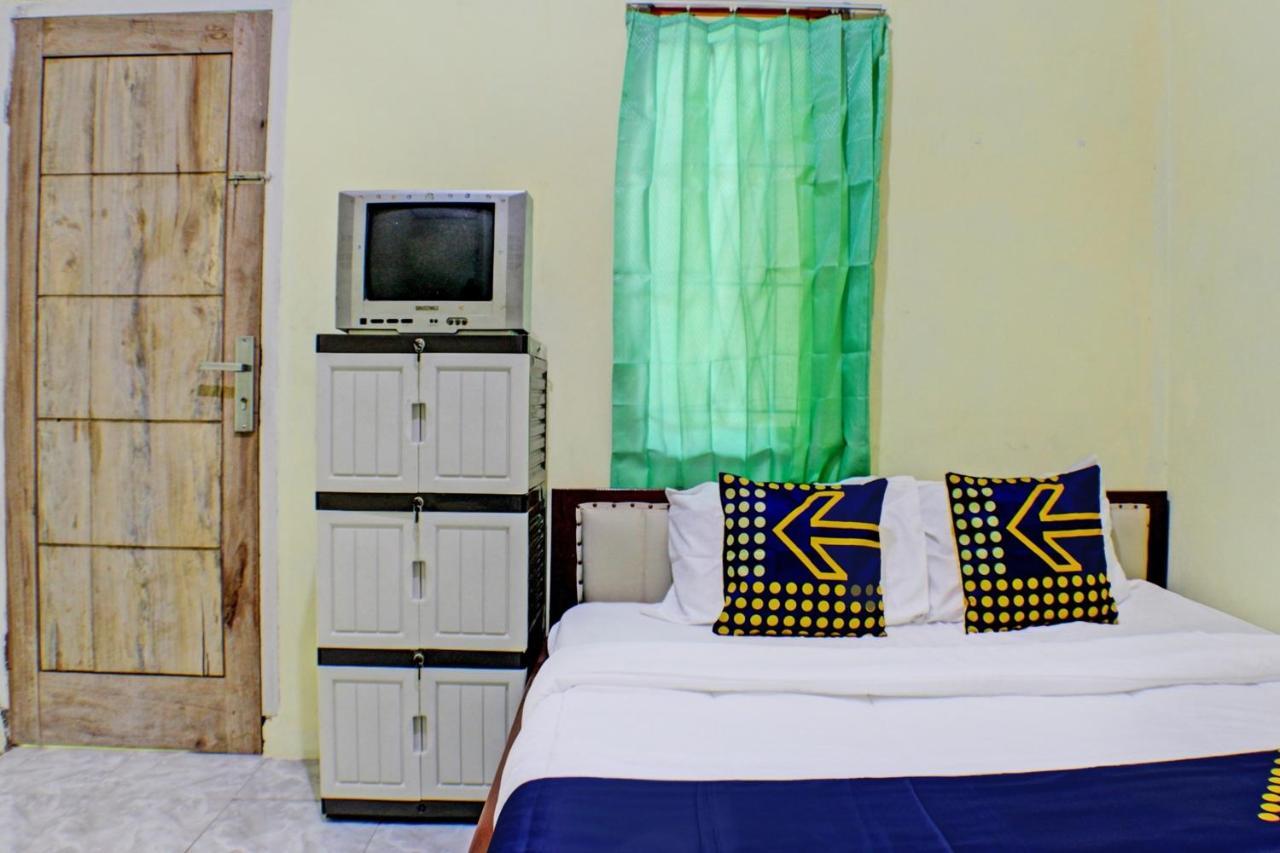 Spot On 93089 Homestay Kamar Hijau Syariah Бандар-Лампунг Экстерьер фото