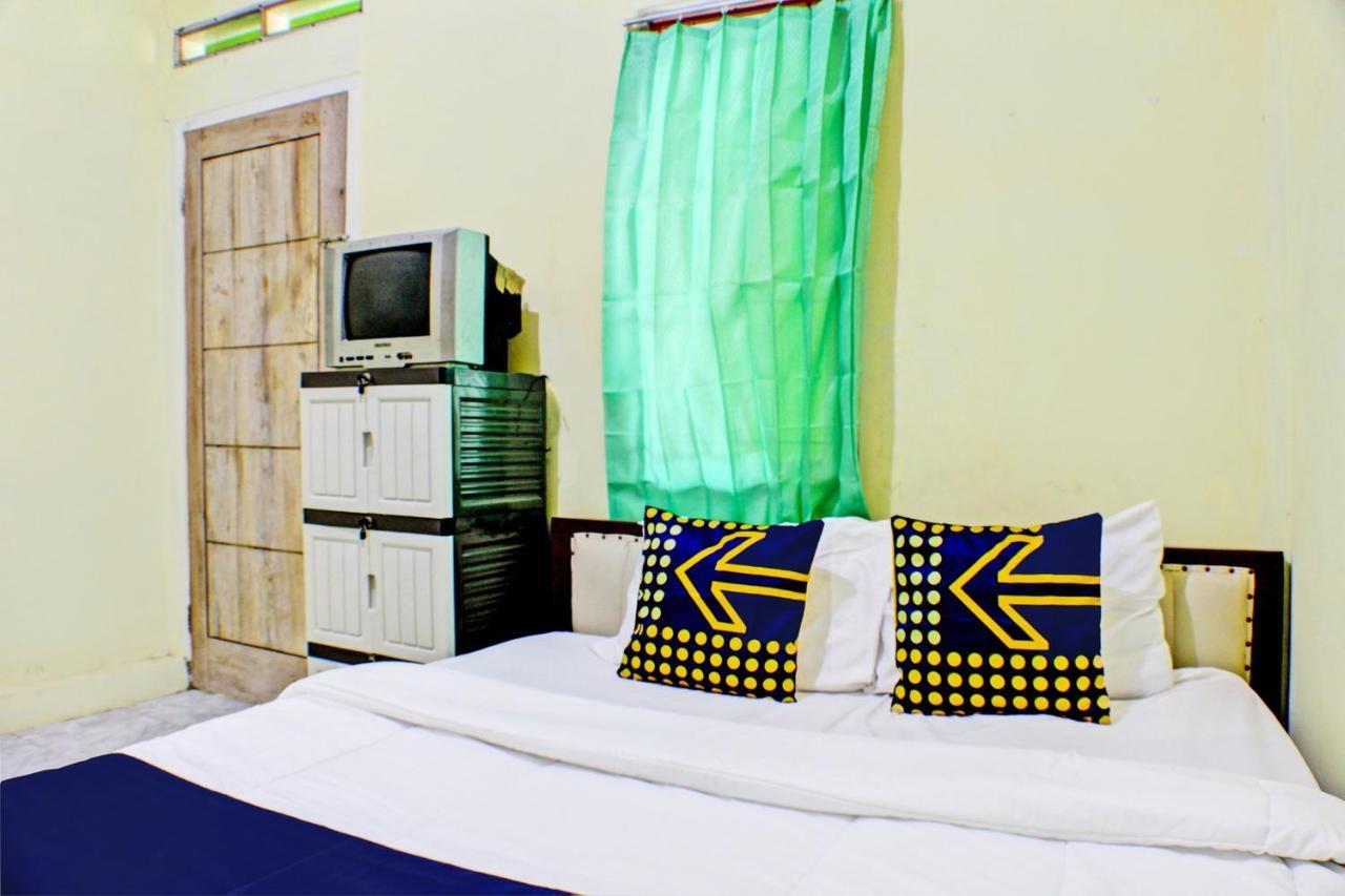 Spot On 93089 Homestay Kamar Hijau Syariah Бандар-Лампунг Экстерьер фото